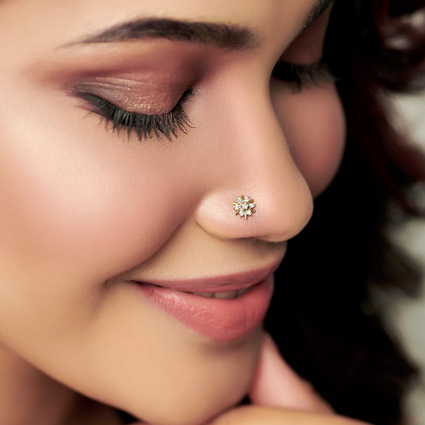 Shop Hanita Shine Diamond Nose Pin Online | CaratLane US