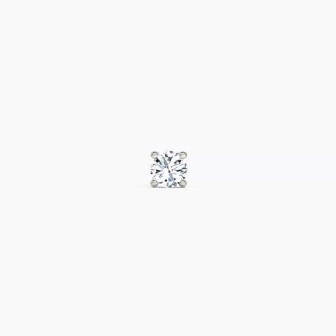 Ira Delight Diamond Nose Pin
