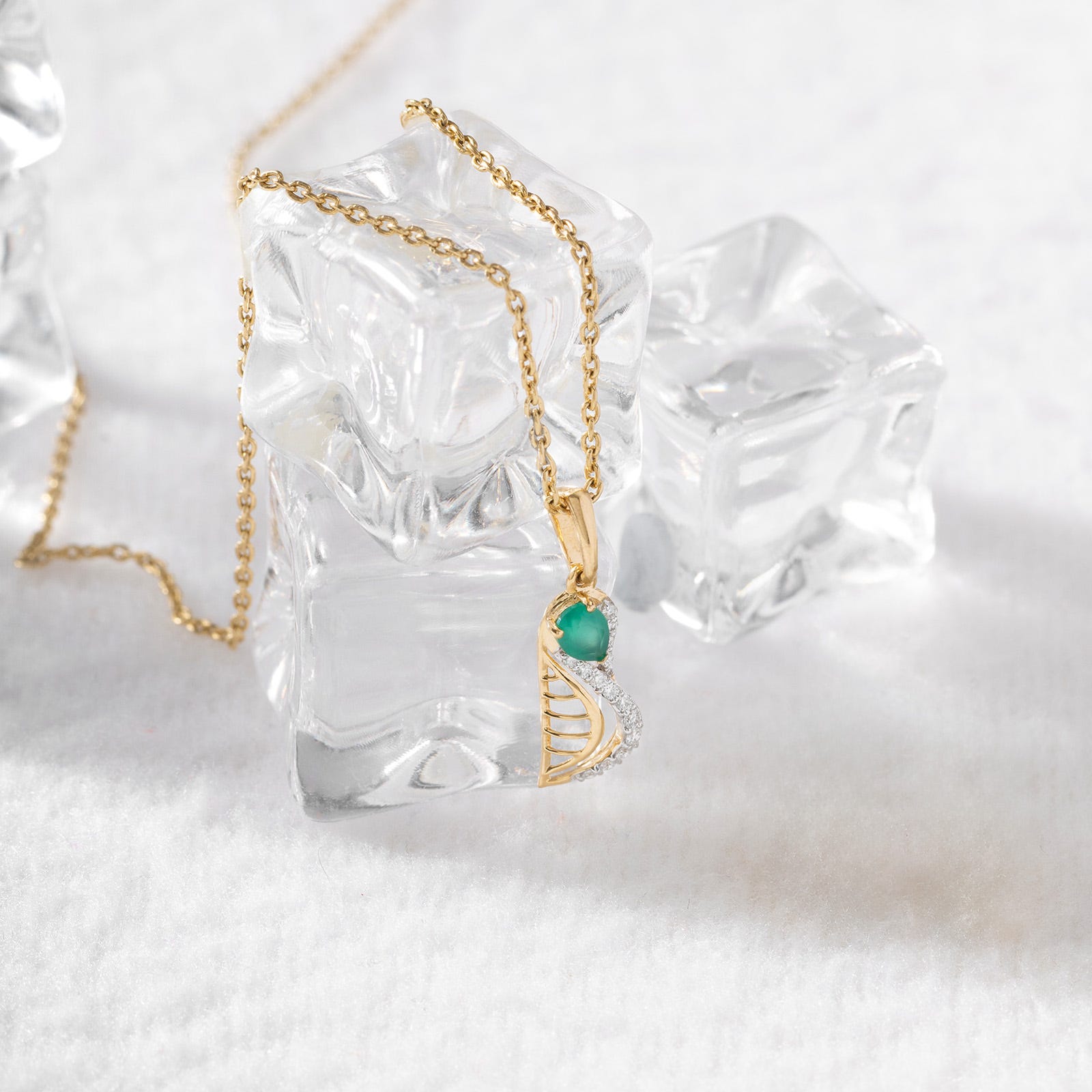 Green Glint Gemstone Pendant