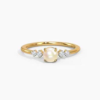 Naira Divine Pearl Ring