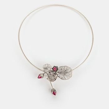 Oxidised Rise Above Apathy Choker in 925 Silver
