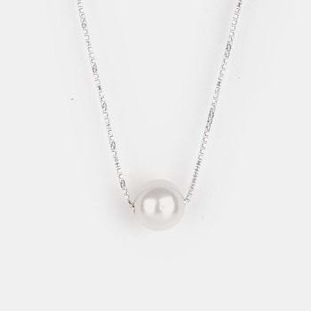 A Pearl of Love (8mm) Necklace in 925 Silver