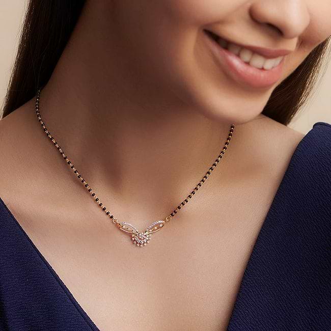 Mangalsutra with small diamond pendant shop