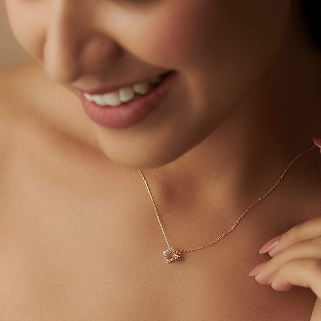 Diamond Pendant For Women Online In India - EF-IF Diamond Jewllery. – EF-IF Diamond  Jewellery
