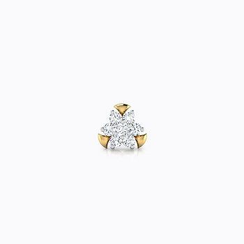Harni Cluster Diamond Nose Pin