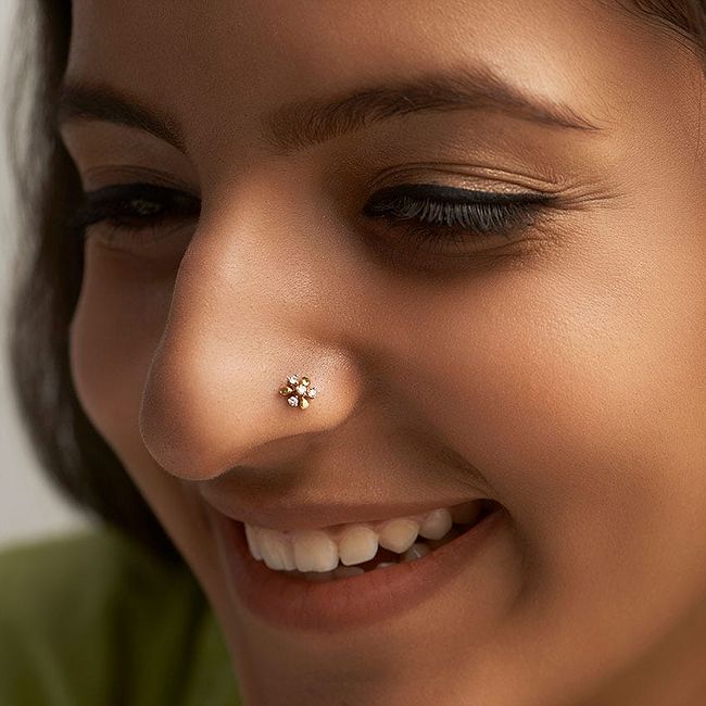Zara nose shop pin design