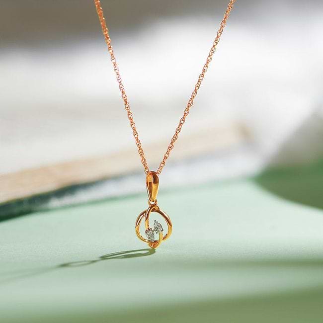 Caratlane diamond pendant hotsell