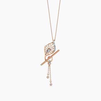 Krishna Bansuri Diamond Pendant
