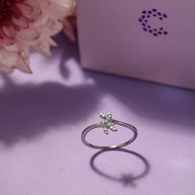 Pandora four petal flower ring deals