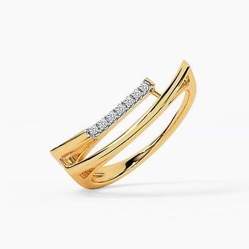 Quirly Diamond Ring