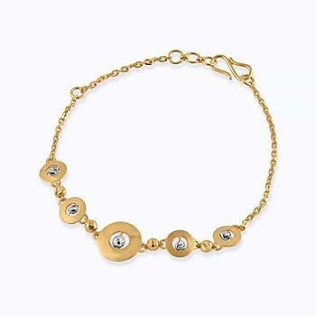 Rutvi Gold Chain Bracelet