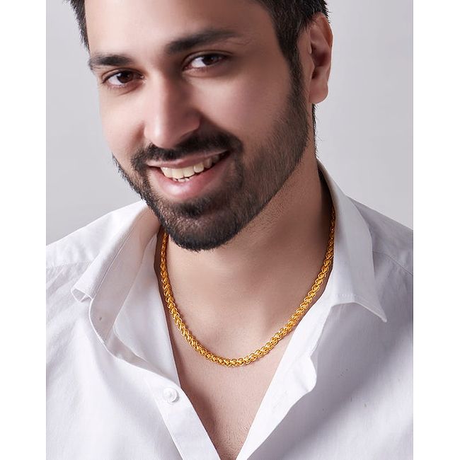 Gold chains online store
