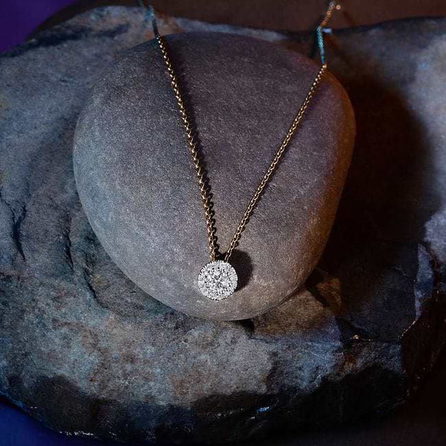 Solitaire pendant online shop