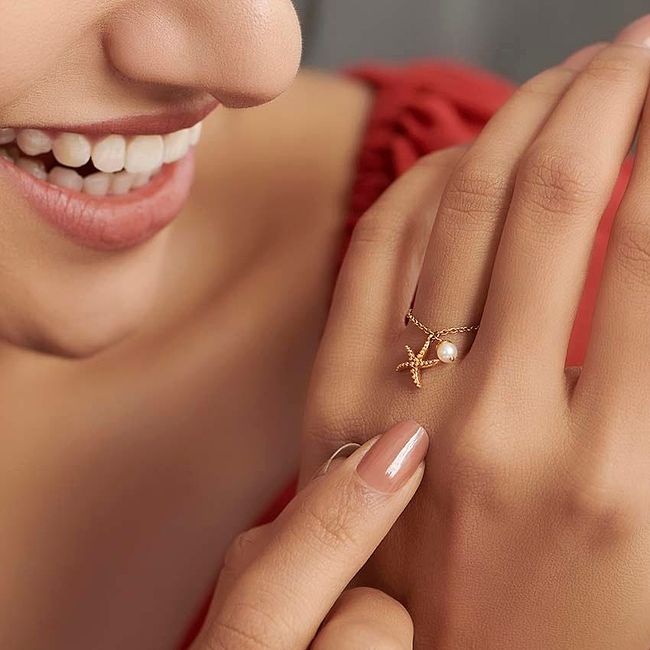 Flexi rings caratlane sale