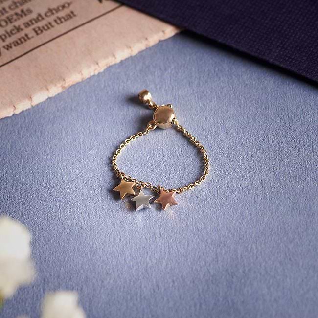 Adjustable ring caratlane best sale