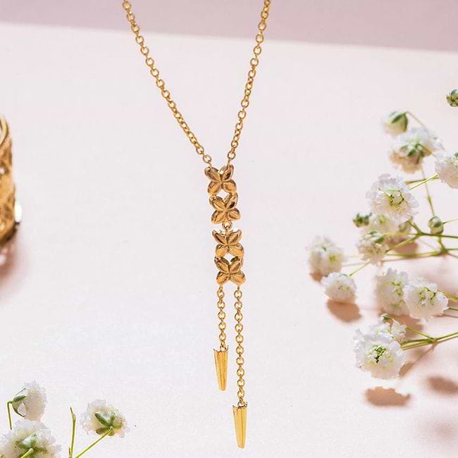 Caratlane chain with price sale