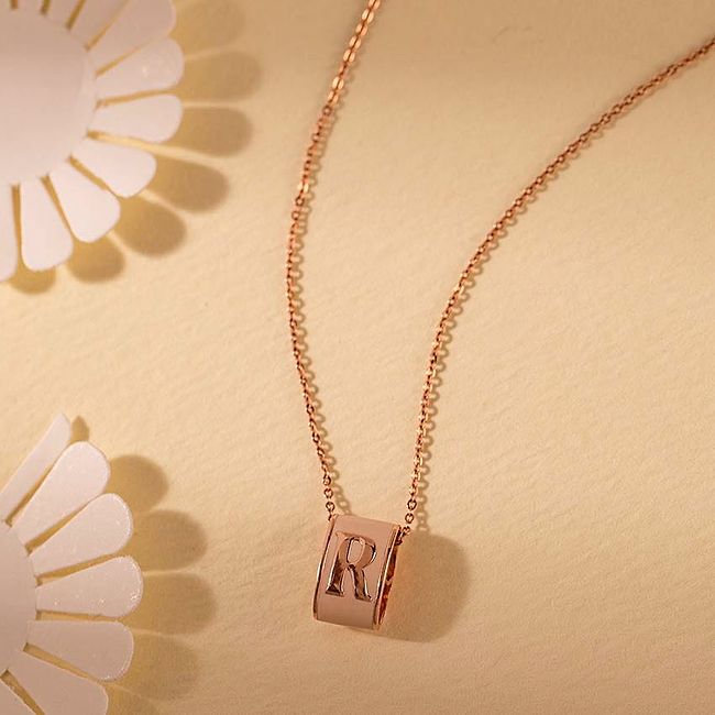Shop Alphabet R Vibrant Gold Pendant Online CaratLane US