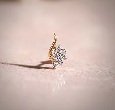 Maahi Floret Gemstone Nose Pin